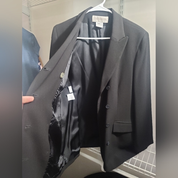 Jacket - Picture 6 of 6